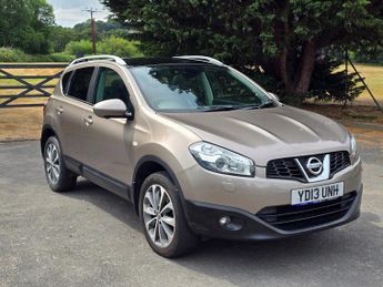 Nissan Qashqai 1.6 Tekna SUV 5dr Petrol Manual 2WD Euro 5 (117 ps)