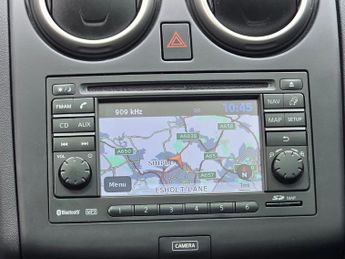Nissan Qashqai 1.6 Tekna SUV 5dr Petrol Manual 2WD Euro 5 (117 ps)