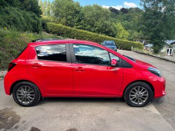 Toyota Yaris 1.33 Dual VVT-i Icon Hatchback 5dr Petrol Multidrive S Euro 6 (9