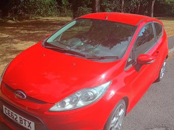 Ford Fiesta 1.6 Zetec S Hatchback 3dr Petrol Manual (132 g/km, 118 bhp)