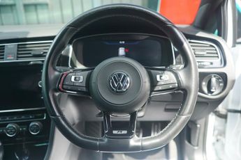 Volkswagen Golf 2.0 TSI BlueMotion Tech R Hatchback 5dr Petrol DSG 4Motion Euro 
