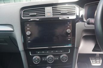 Volkswagen Golf 2.0 TSI BlueMotion Tech R Hatchback 5dr Petrol DSG 4Motion Euro 