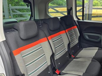 Citroen e-Berlingo 50kWh Flair XTR M MPV 5dr Electric Auto (7.4kW Charger) (136 ps)