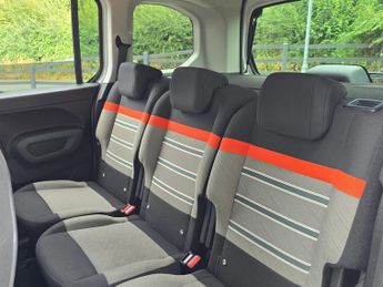Citroen e-Berlingo 50kWh Flair XTR M MPV 5dr Electric Auto (7.4kW Charger) (136 ps)