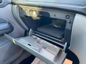 Ford Focus 2.0 TDCi DPF Titanium Powershift 5dr
