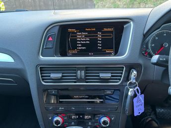 Audi Q5 2.0 TDI S line Plus SUV 5dr Diesel S Tronic quattro Euro 5 (s/s)