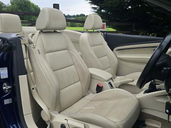 Volkswagen Eos 2.0 TDI Cabriolet 2dr Diesel Manual Euro 4 (140 ps)