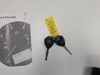 Toyota Yaris 1.4 D-4D TR Hatchback 5dr Diesel Manual Euro 5 (90 ps)