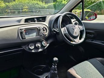 Toyota Yaris 1.4 D-4D TR Hatchback 5dr Diesel Manual Euro 5 (90 ps)