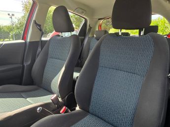 Toyota Yaris 1.4 D-4D TR Hatchback 5dr Diesel Manual Euro 5 (90 ps)