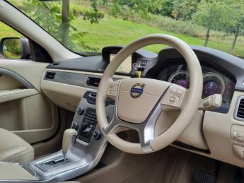 Volvo XC70 2.0 D3 SE Lux Estate 5dr Diesel Geartronic Euro 5 (163 ps)