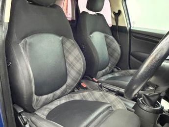 MINI Hatch 1.5 Cooper D Auto Euro 6 (s/s) 5dr