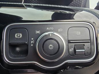 Mercedes-Benz A Class 1.3 A200 Sport (Premium) Saloon 4dr Petrol 7G-DCT Euro 6 (s/s) (