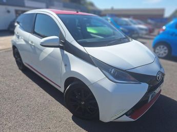 Toyota AYGO 1.0 VVT-i x-press Hatchback 5dr Petrol Manual Euro 6 (68 ps)