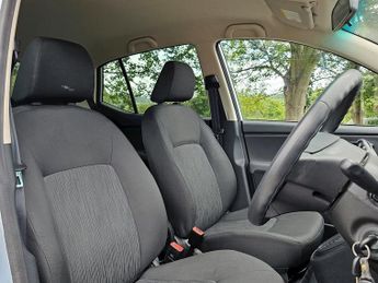 Hyundai I10 1.2 Active Hatchback 5dr Petrol Auto Euro 5 (85 bhp)