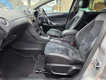 Ford Mondeo 2.0 TDCi Titanium X Business Edition Hatchback 5dr Diesel Powers