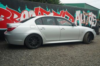 BMW 5 Series 3.0 530d M Sport Saloon 4dr Diesel Steptronic Euro 4 (235 ps)