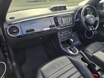 Volkswagen Beetle 2.0 TDI Sport Cabriolet 2dr Diesel DSG Euro 5 (140 ps)