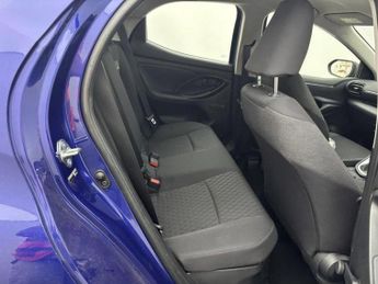 Toyota Yaris 1.5 VVT-h Icon Hatchback 5dr Petrol Hybrid E-CVT Euro 6 (s/s) (1