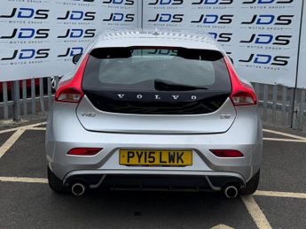 Volvo V40 1.6 D2 R-Design Hatchback 5dr Diesel Manual Euro 5 (s/s) (115 ps