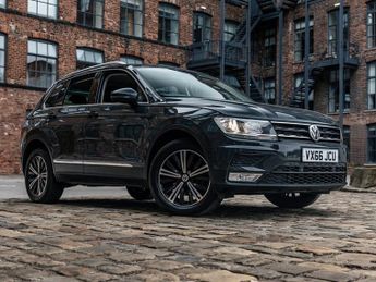 Volkswagen Tiguan 2.0 TDI BlueMotion Tech SE Navigation SUV 5dr Diesel Manual 4Mot