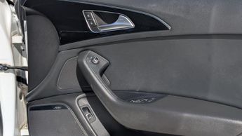 Audi A6 Avant 2.0 TDI ultra Black Edition S Tronic Euro 6 (s/s) 5dr