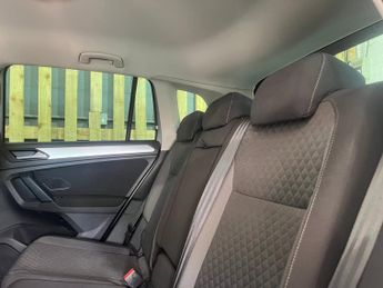 Volkswagen Tiguan 2.0 TDI Match SUV 5dr Diesel DSG 4Motion Euro 6 (s/s) (150 ps)