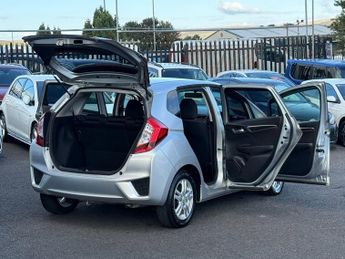 Honda Fit 1.5 HYBRID F PACKAGE