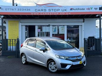 Honda Fit 1.5 HYBRID F PACKAGE
