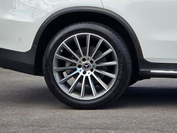 Mercedes-Benz GLC 2.0 GLC250 AMG Line (Premium) Coupe 5dr Petrol G-Tronic+ 4MATIC 