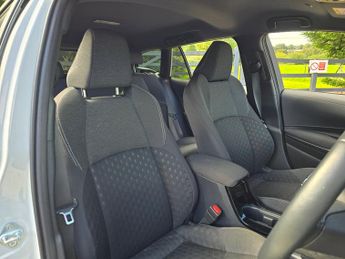 Suzuki Swace 1.8h Motion Estate 5dr Petrol Hybrid CVT Euro 6 (s/s) (140 ps)