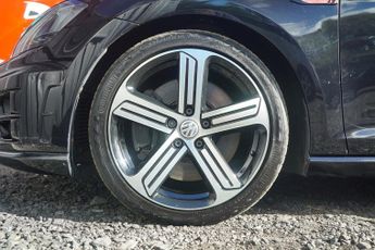 Volkswagen Golf 2.0 TSI BlueMotion Tech R Estate 5dr Petrol DSG 4MOTION Euro 6 (