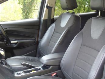 Ford Kuga 2.0 TDCi Titanium SUV 5dr Diesel Powershift AWD Euro 6 (s/s) (18