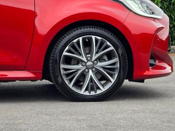 Toyota Yaris 1.5 VVT-h Excel Hatchback 5dr Petrol Hybrid E-CVT Euro 6 (s/s) (