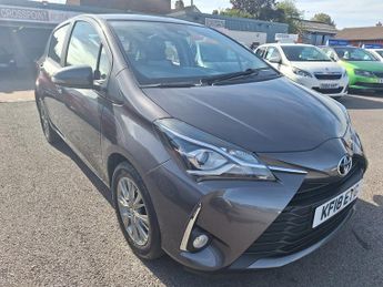 Toyota Yaris 1.5 VVT-i Icon Hatchback 5dr Petrol Manual Euro 6 (111 ps)
