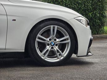 BMW 3 Series 3.0 330d M Sport Touring 5dr Diesel Auto Euro 5 (s/s) (258 ps)