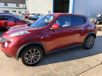 Nissan Juke 1.6 Tekna SUV 5dr Petrol Manual Euro 5 (s/s) (117 ps)