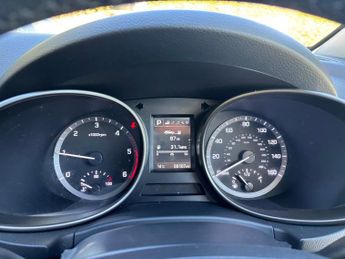 Hyundai Santa Fe 2.2 CRDi Blue Drive Premium SUV 5dr Diesel Auto 4WD Euro 6 (s/s)