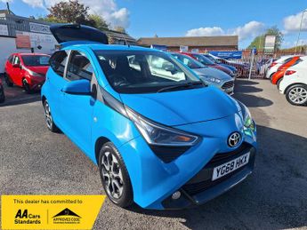 Toyota AYGO 1.0 VVT-i x-plore Hatchback 5dr Petrol Manual Euro 6 (71 ps)