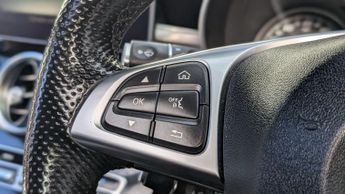 Mercedes-Benz C Class 2.0 C200 AMG Line (Premium Plus) 7G-Tronic+ Euro 6 (s/s) 5dr