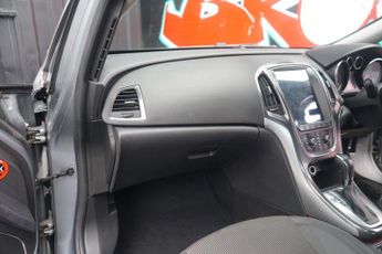 Vauxhall Astra 1.6 16v SE Hatchback 5dr Petrol Auto Euro 5 (115 ps)