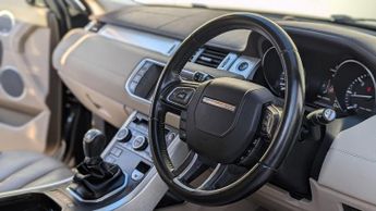 Land Rover Range Rover Evoque 2.2 SD4 Pure 4WD Euro 5 (s/s) 5dr