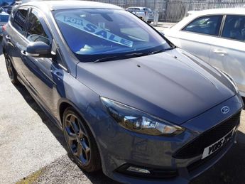 Ford Focus 2.0T EcoBoost ST-3 Euro 6 (s/s) 5dr