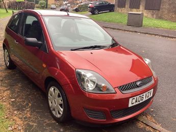 Ford Fiesta 1.2L STYLE 16V Hatchback 3dr Petrol Manual Euro 4 (78 bhp)