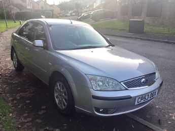 Ford Mondeo 1.8L ZETEC 16V Hatchback 5dr Petrol Manual Euro 3 (123 bhp)