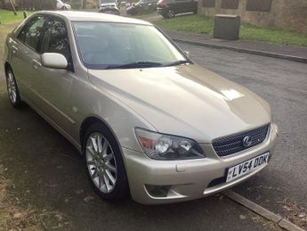 Lexus IS 2.0L 200 SE Saloon 4dr Petrol Automatic Euro 3 (153 bhp)