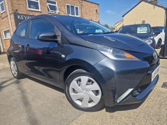 Toyota AYGO 1.0 VVT-i x-play Hatchback 5dr Petrol Manual Euro 5 Euro 5 (68 p