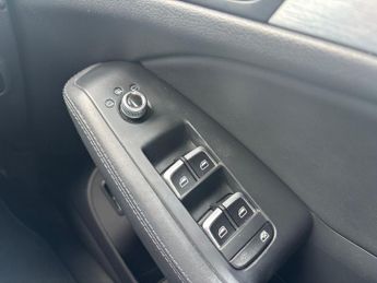 Audi Q5 2.0 TDI S line Plus SUV 5dr Diesel S Tronic quattro Euro 5 (s/s)