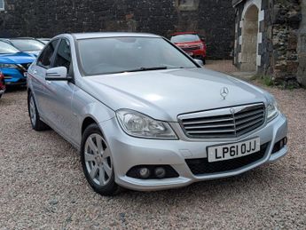 Mercedes C Class 2.1L C220 SE CDi BlueEfficiency Auto Saloon 4dr Diesel Automatic