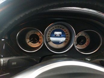 Mercedes-Benz CLS 3.5 CLS350 V6 AMG Sport Coupe G-Tronic+ Euro 5 (s/s) 4dr
